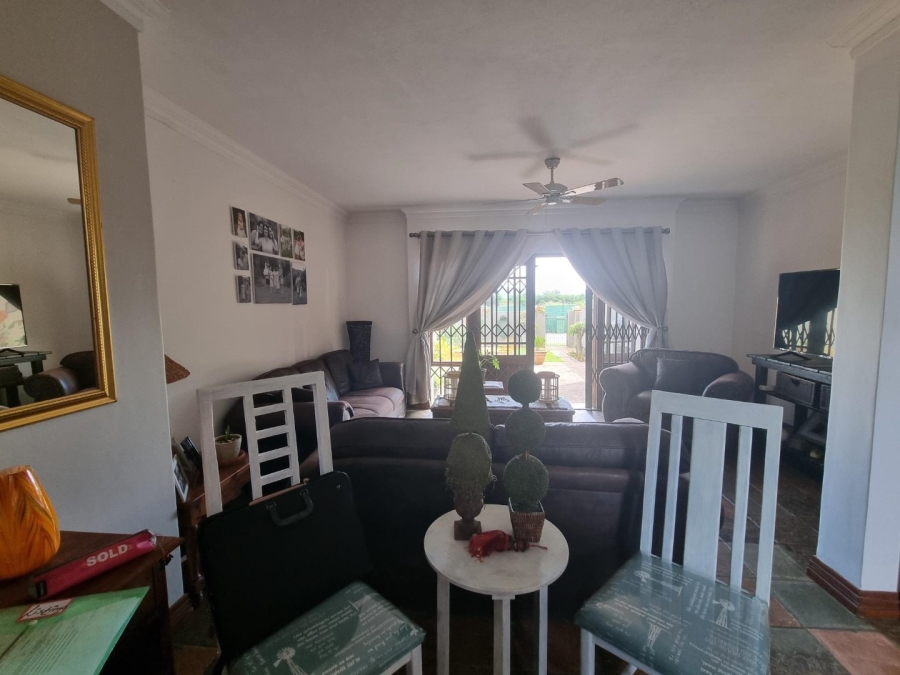 2 Bedroom Property for Sale in Melodie North West